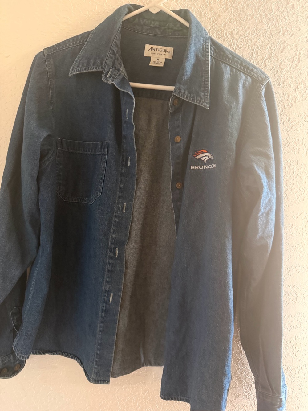 Antigua Denver Broncos Denim Shirt - Navy Blue